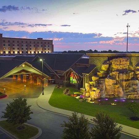 Cherokee Casino West Siloam Springs Resort エクステリア 写真