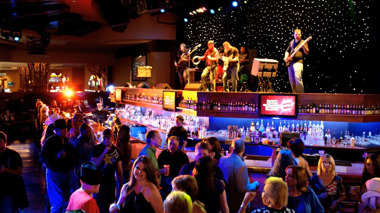 Cherokee Casino West Siloam Springs Resort エクステリア 写真