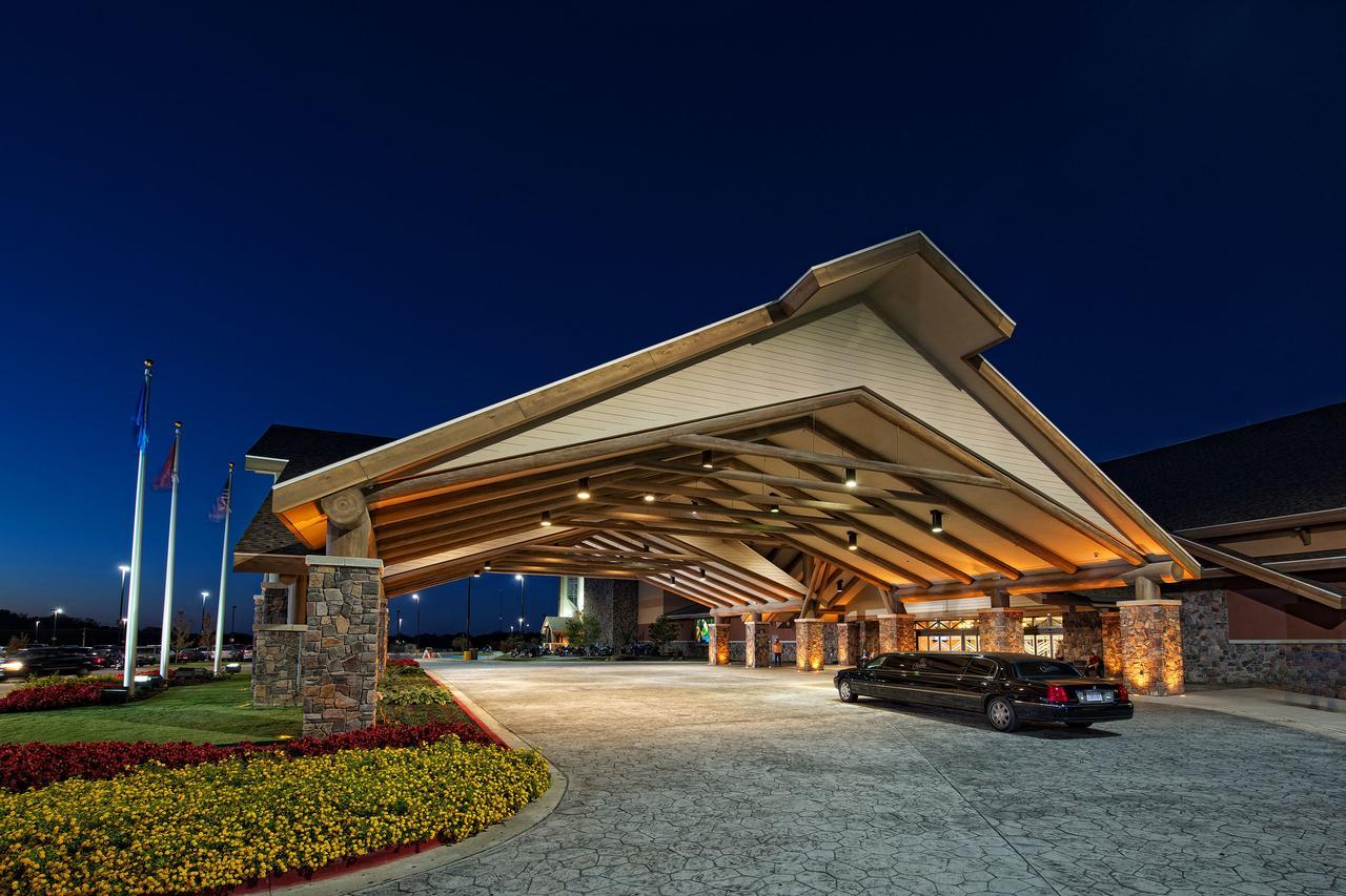 Cherokee Casino West Siloam Springs Resort エクステリア 写真