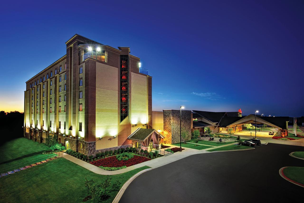 Cherokee Casino West Siloam Springs Resort エクステリア 写真