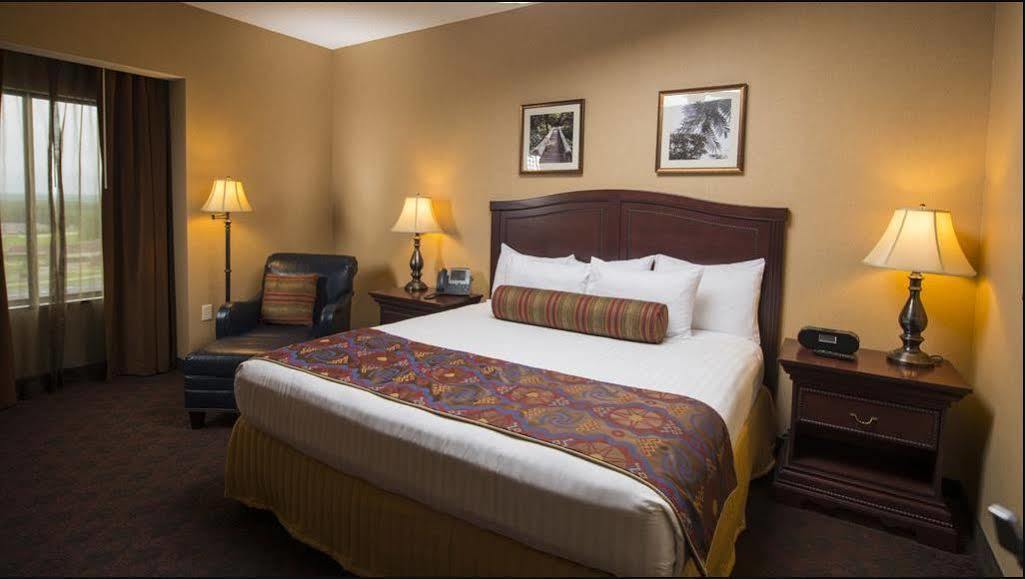 Cherokee Casino West Siloam Springs Resort エクステリア 写真